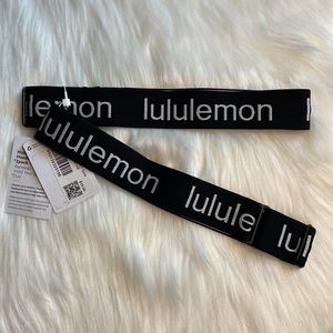Lululemon Hold Your Own Headband 2 Pack Black white